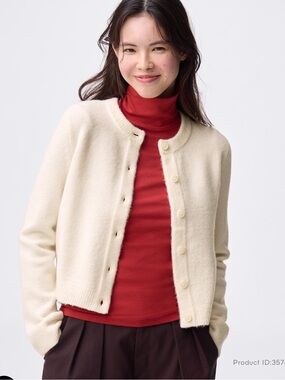 GU Puffy Touch Knit Crew Neck Cardigan